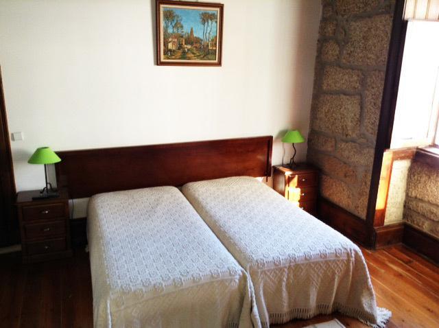 Casa Ze Maria Guest House Montalegre Ruang foto